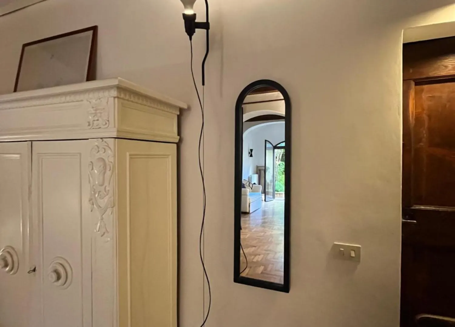 Enchanting Apartment With Patio, Lungarno Firenze
