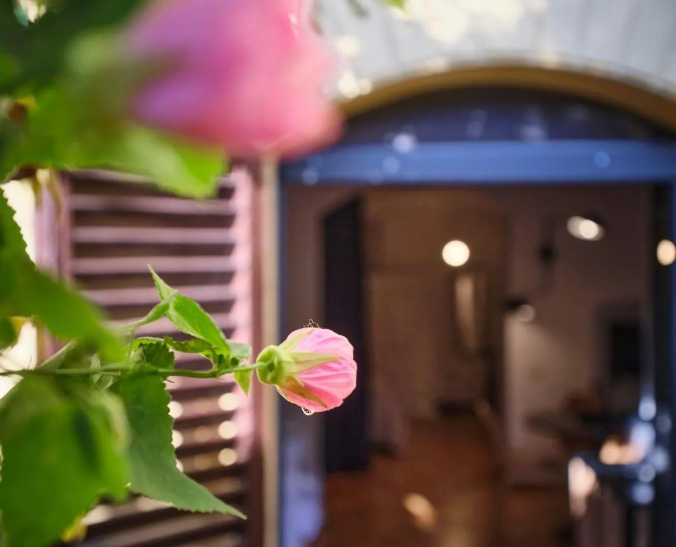 Enchanting Apartment With Patio, Lungarno Firenze